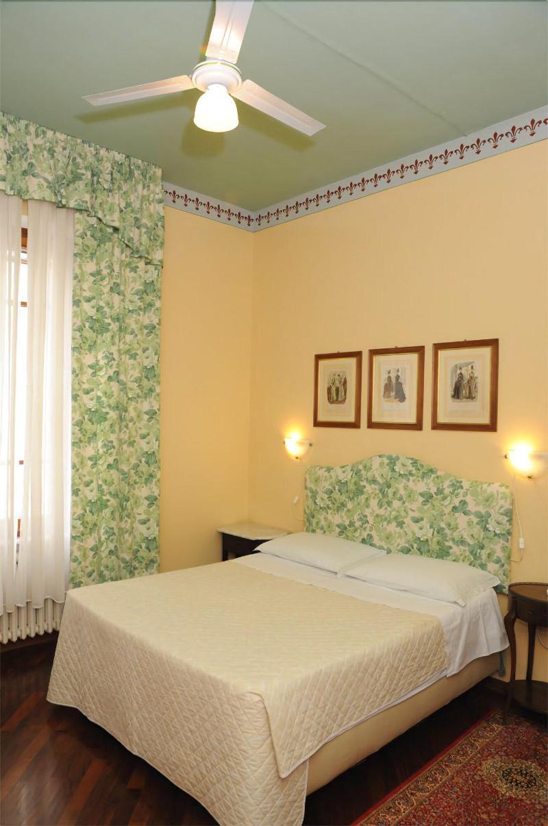 Hotel Tarussio Arezzo Zewnętrze zdjęcie